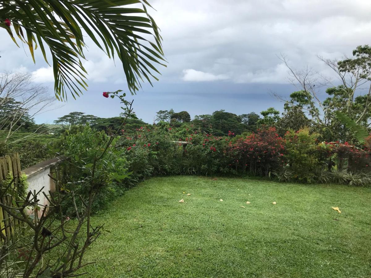 Villa Tropical Garden Self Catering Victoria Exterior foto
