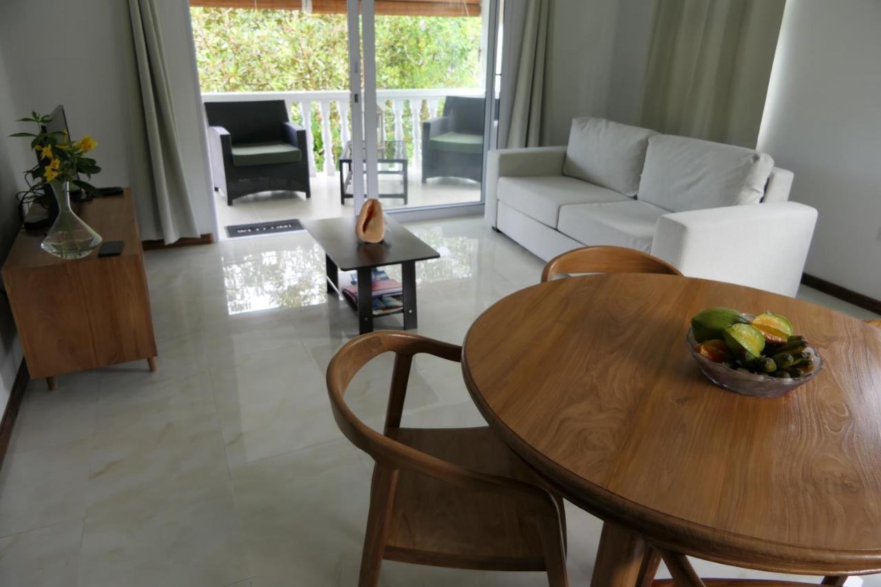 Villa Tropical Garden Self Catering Victoria Exterior foto