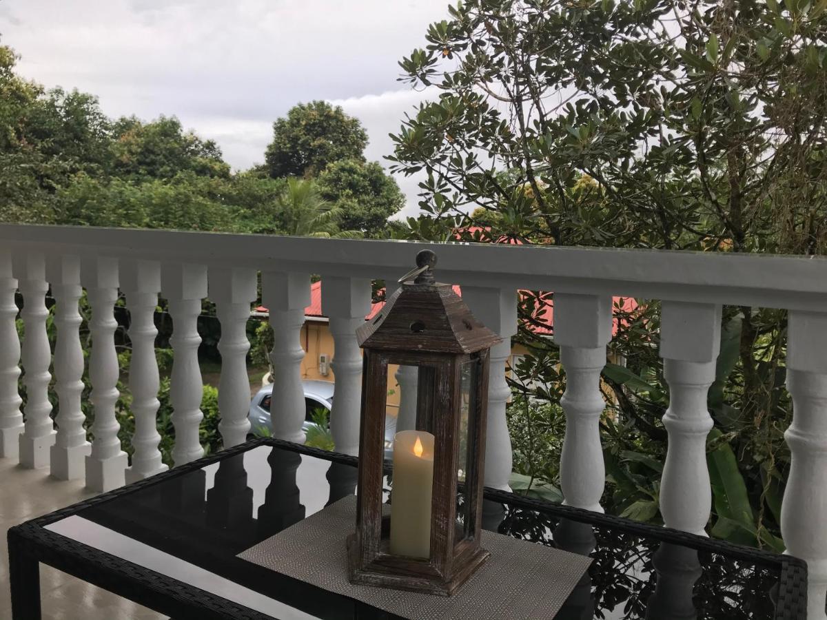 Villa Tropical Garden Self Catering Victoria Exterior foto